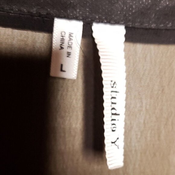 Studio Y Womens Black Sheer Floral High Low Blouse Large - Picture 6 of 8